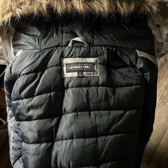 Members Only Size M NWOT Winter Jacket - Picture 3 of 5